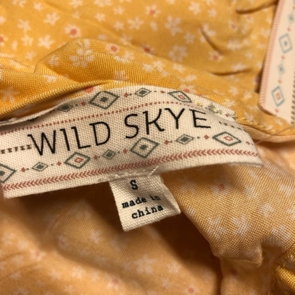 WILD‎ Skye floral sun mini dress size S - Picture 3 of 4
